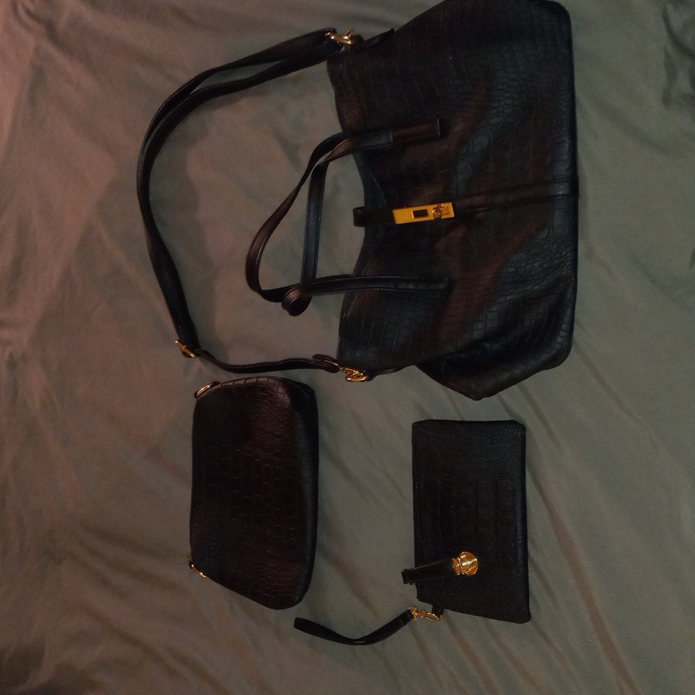 Harper & Hyde Black Leather Croc-Embossed Women's 3 Bag Set